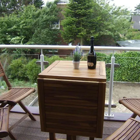 Strandnah-Gelegen-Waldwinkel-3-Mit-Balkon Appartement